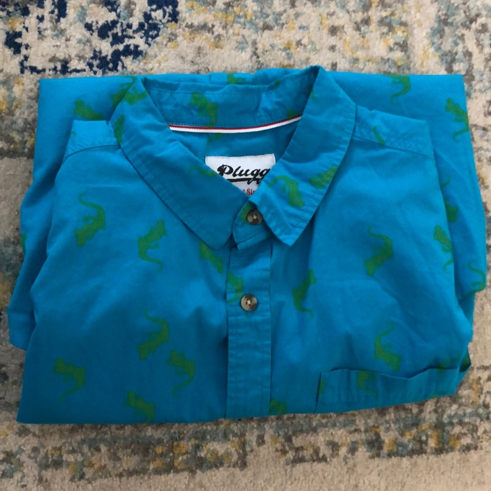 Two Plugg button ups